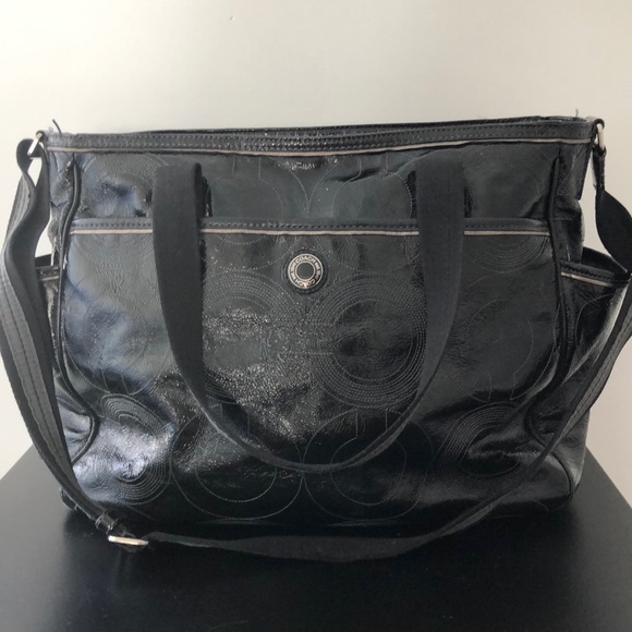 Coach Signature C Stitched Patent Leather Baby - Picture 2 of 14